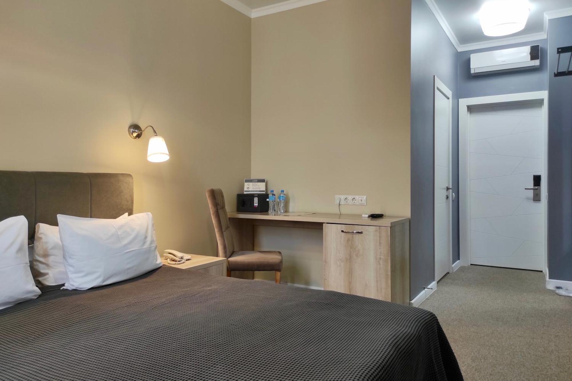 Lacasa Hotel Karagandy エクステリア 写真