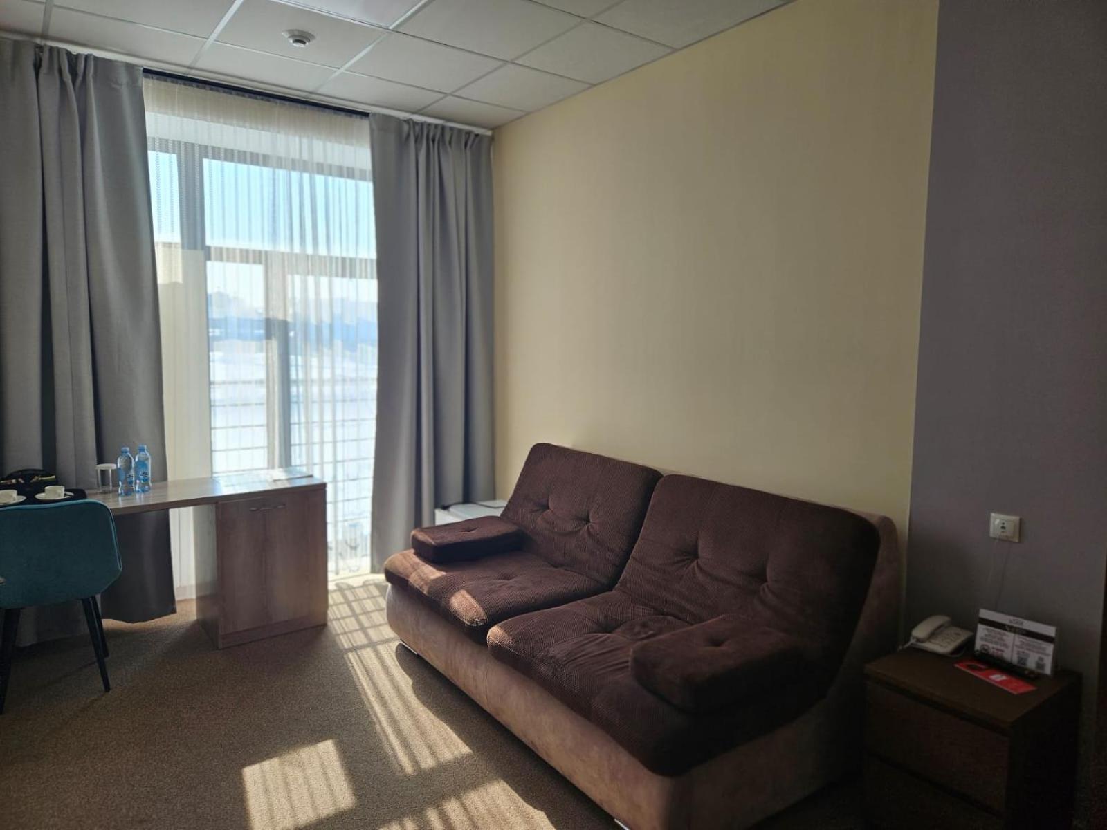 Lacasa Hotel Karagandy エクステリア 写真