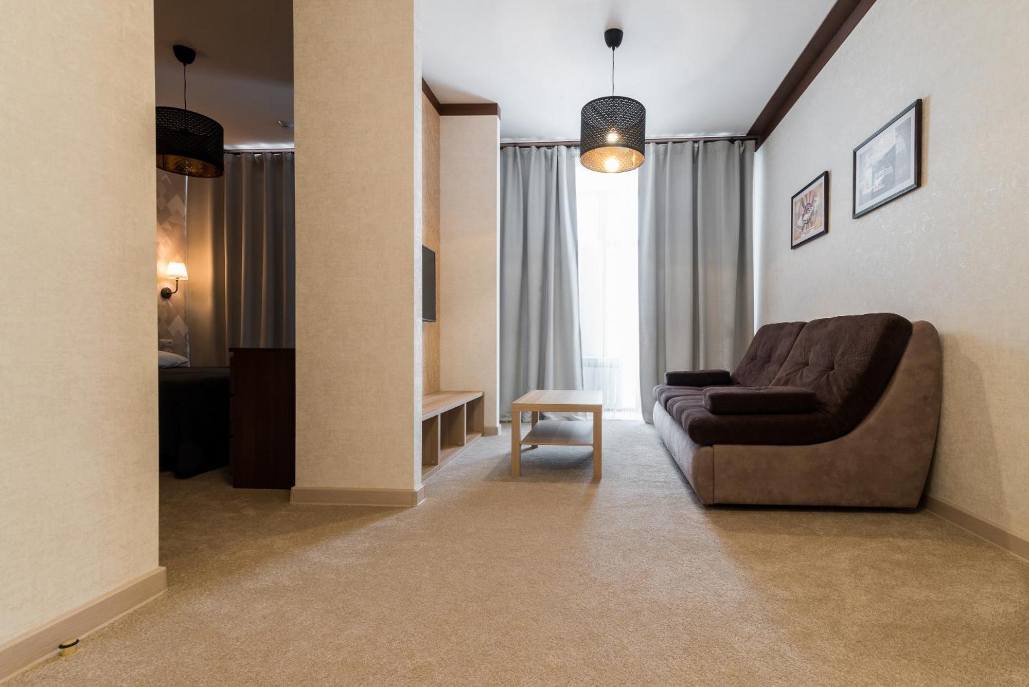 Lacasa Hotel Karagandy エクステリア 写真