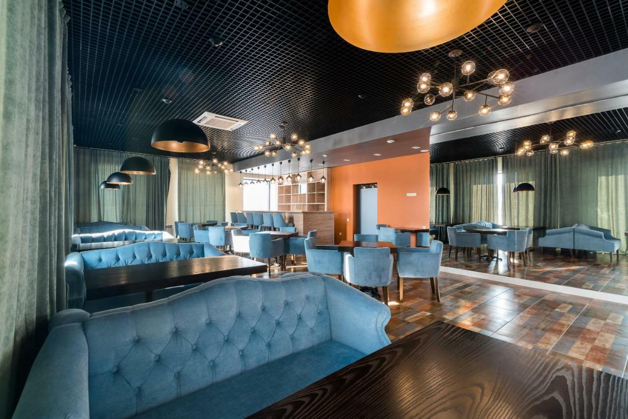 Lacasa Hotel Karagandy エクステリア 写真