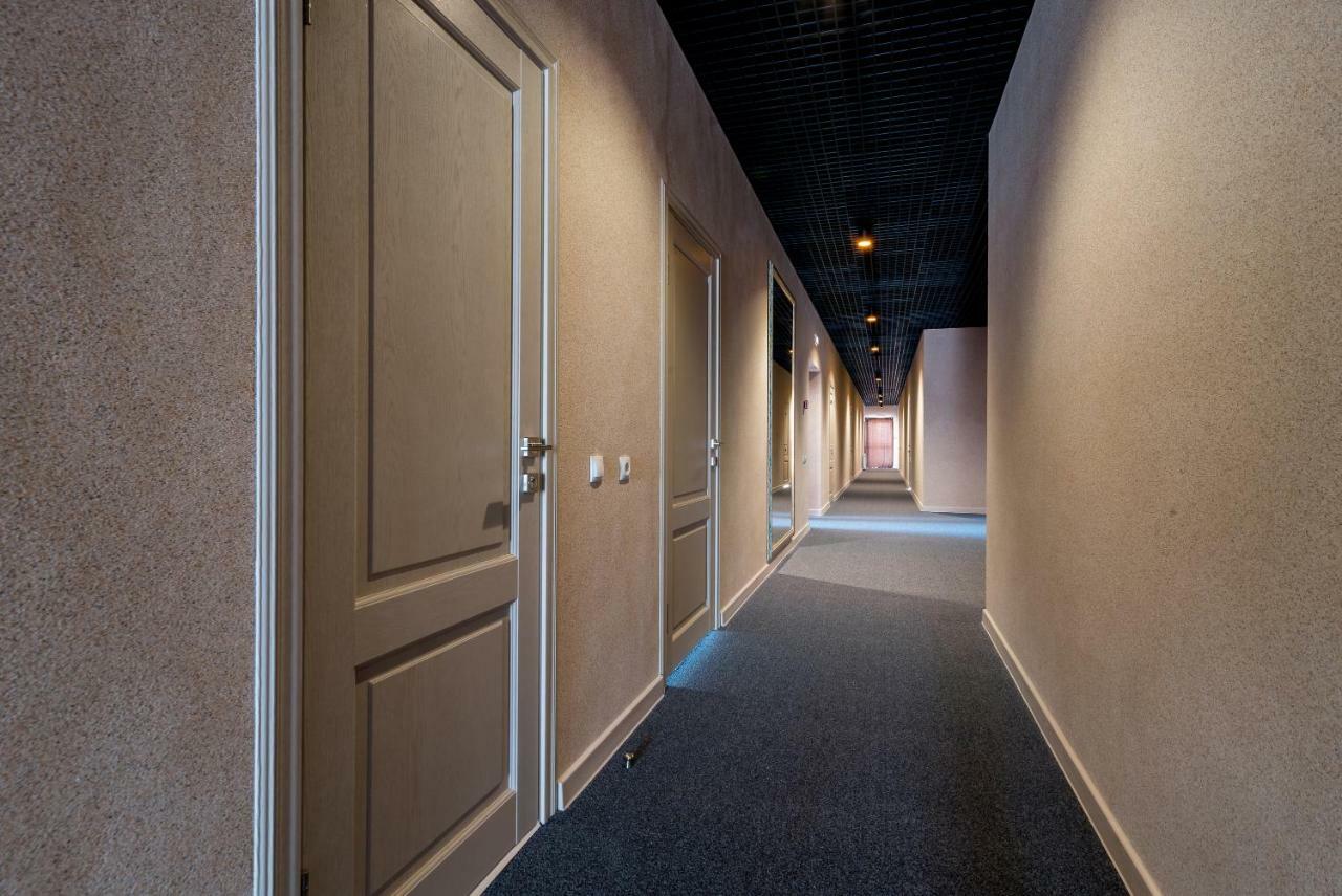Lacasa Hotel Karagandy エクステリア 写真